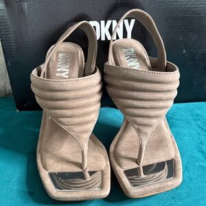 DKNY Women's Beige Sandals with Silver Accents